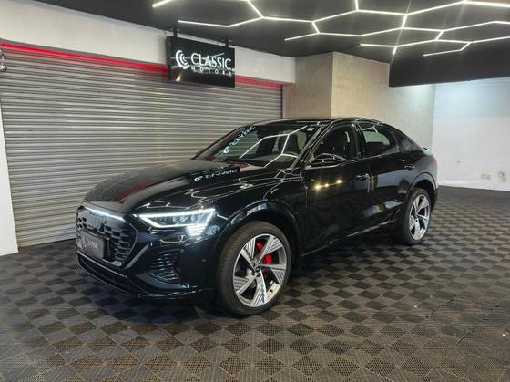 AUDI Q8 E-TRON 55 ELÉTRICO SPORTBACK LAUNCH EDITION QUATTRO